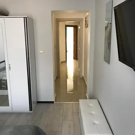 Apartment Familienapartment Am In Primorsko