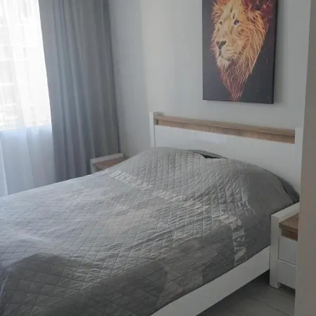 Familienapartment Am In Primorsko